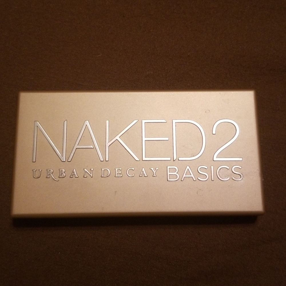 Naked 2 basics eyeshadow